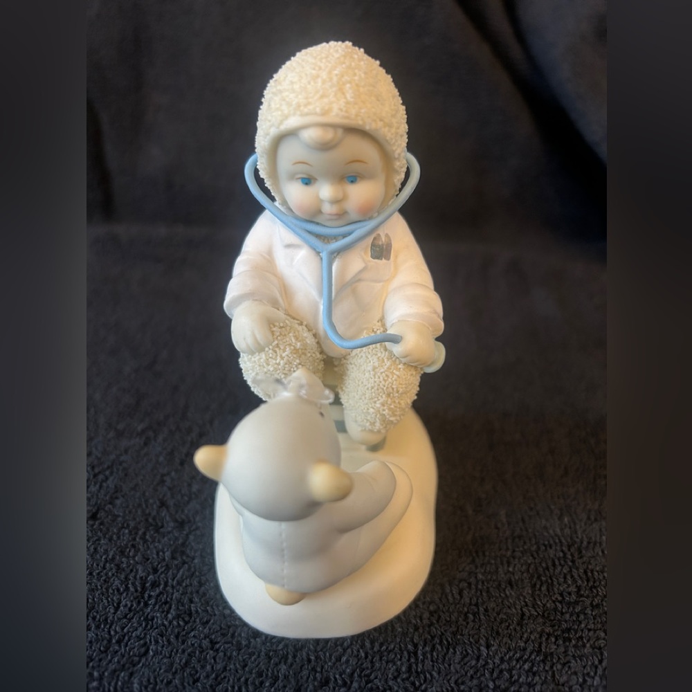 Dept 56 Snowbaby  2003 Bearly a Boo-Boo 2003